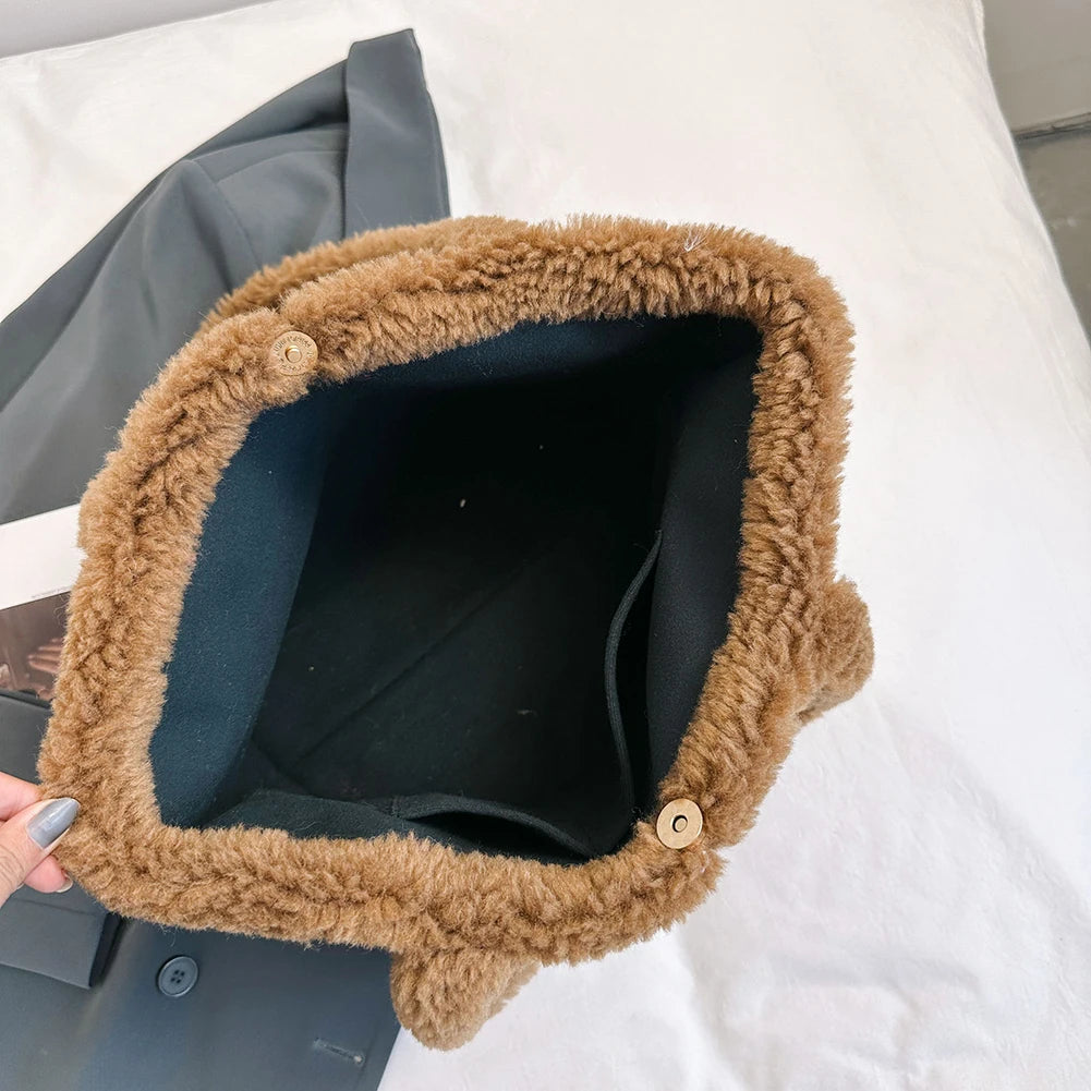 Winter Lambswool Underarm Bag Women Faux Fur Square Tote Bag 2023 Plush Large Shoulder Bag Grain Lamb Wool Shopper Furry Handbag