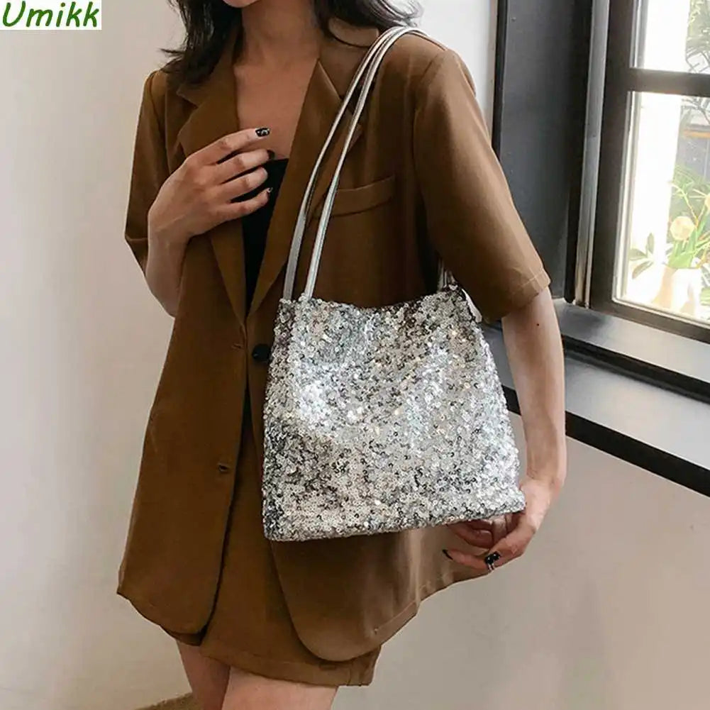 Women's Shoulder Bag Large Capacity Sequins Pillow Handbag Bags Luxury Sparkling Bucket Bag Ladies Leisure Solid Color Totes Bag